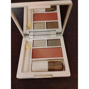 Clinique All About Shadow Duo Starlight Starbright & Blush Fig Makeup Palette